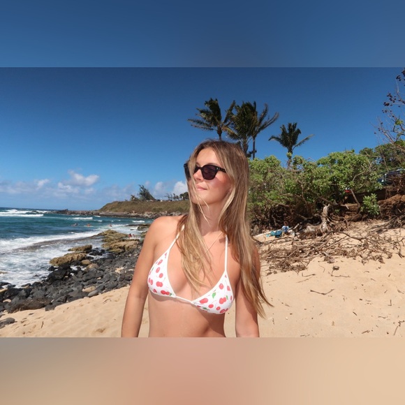 Meet your Posher, Isabella - Picture 1 of 7